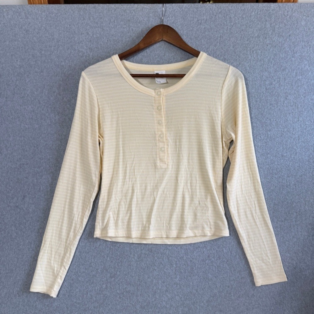 All in Motion Henley Top Athleisure Size M Yellow Excellent Ribbed Long Sleeve